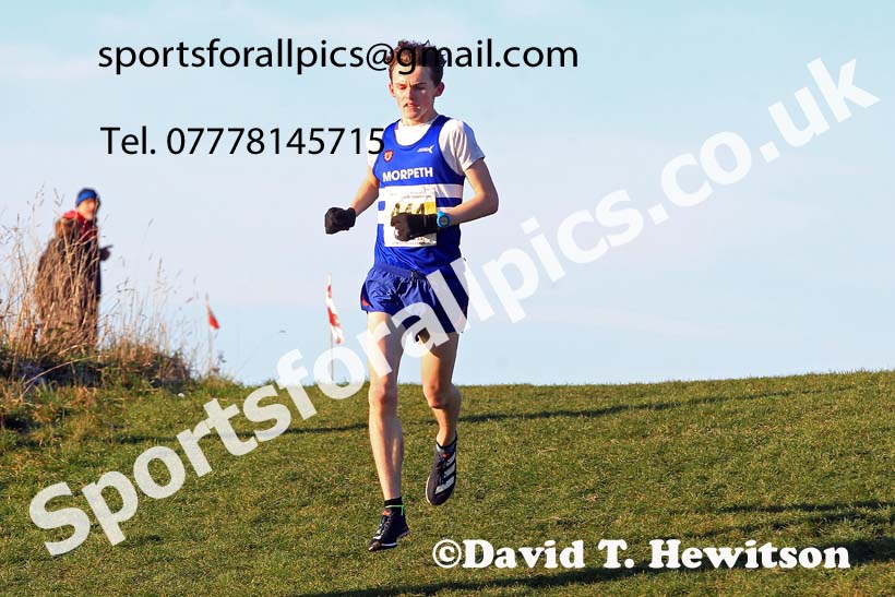 Mens under-17s, 2022 North Eastern Cross Country Champs., Temple Park, South Shields.  Photo: David T. Hewitson/Sports for All Pics
